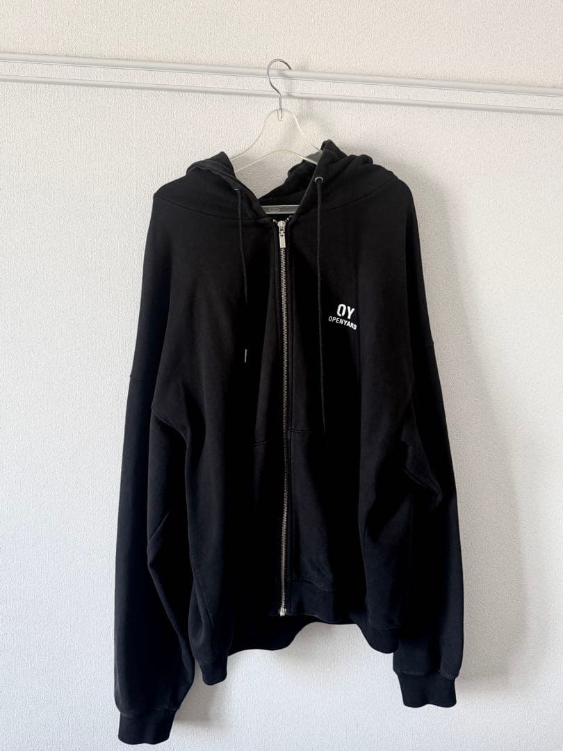 OYパーカー オードリーフーディージップアップ ブラック