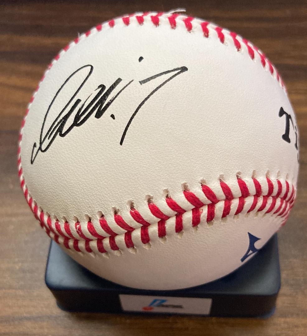 糸井嘉男選手 引退記念グッズ 統一球