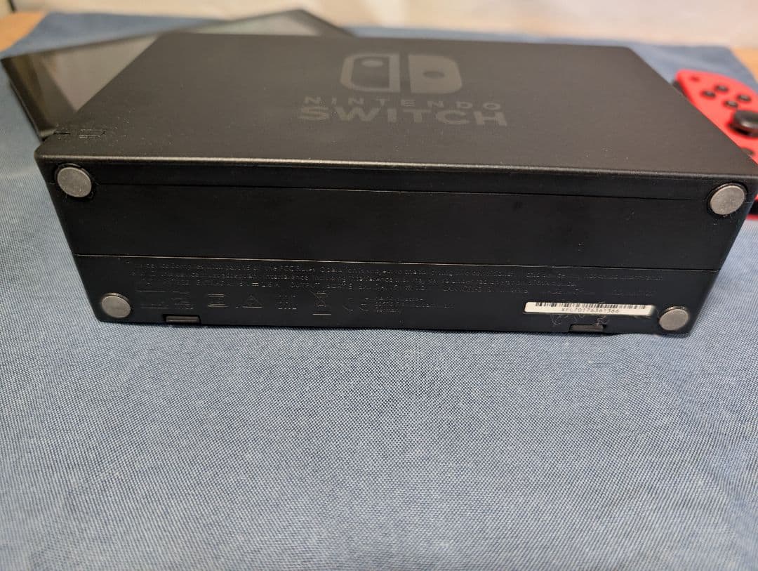 ニンテンドースイッチ Joy-Con(L) ネオンブルー/(R) ネオンレッド