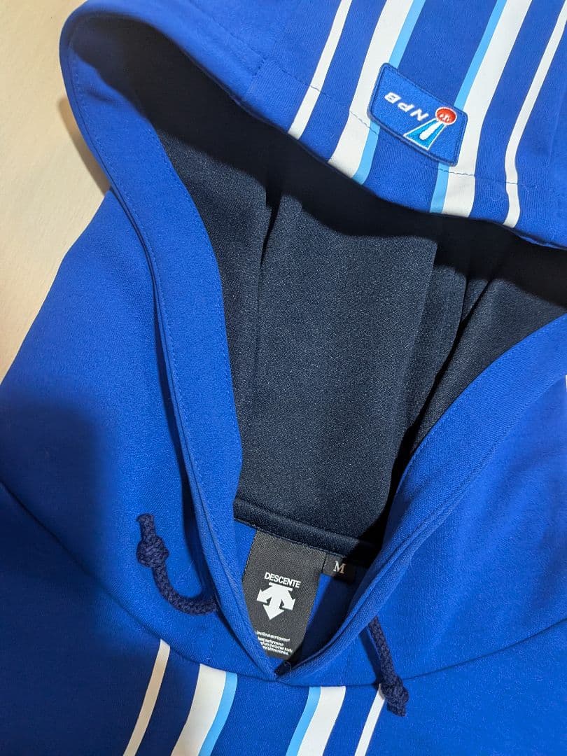 横浜DeNAベイスターズ✳️オーセンティック・スウェット・フーディー(M)