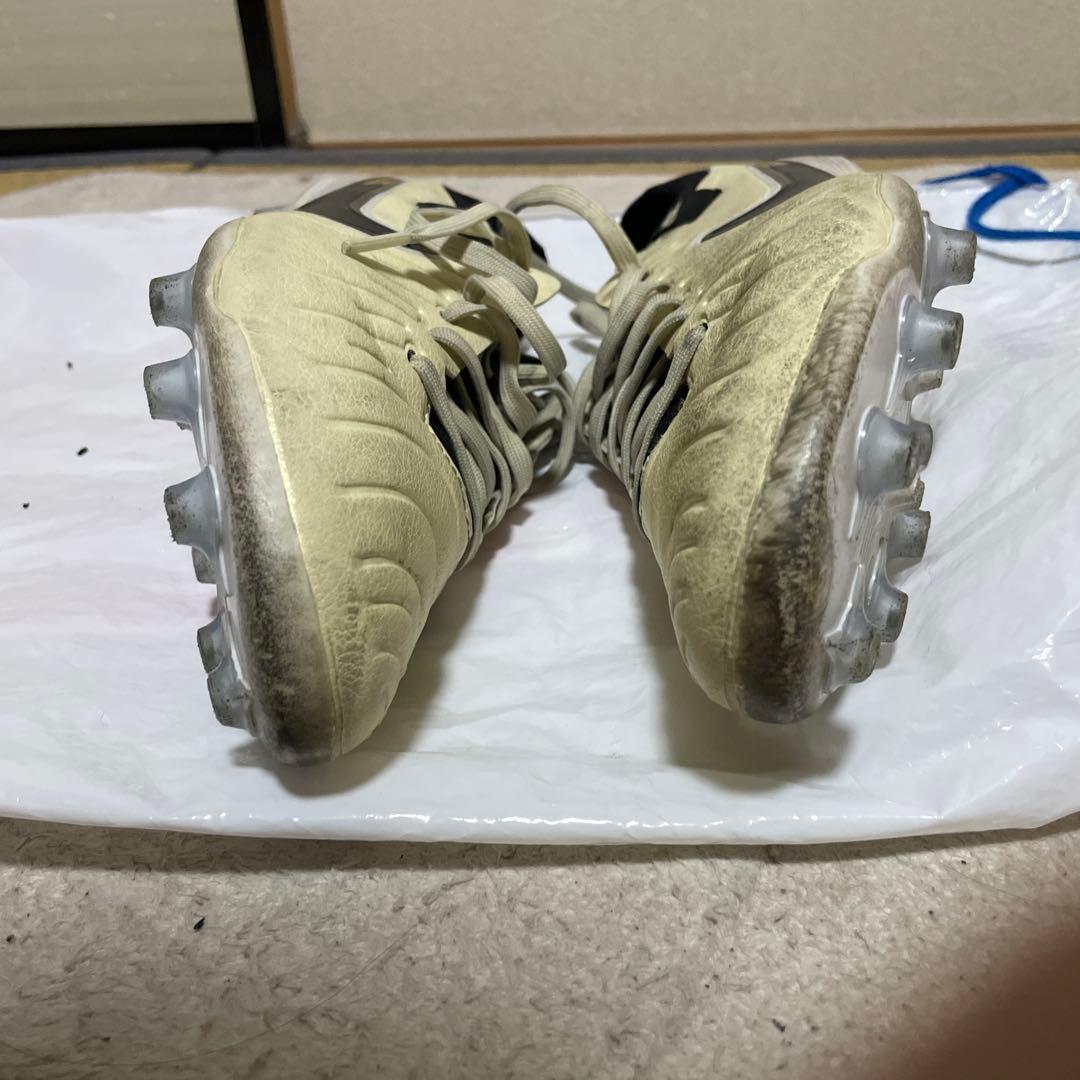 サッカー スパイク ナイキ ティエンポ