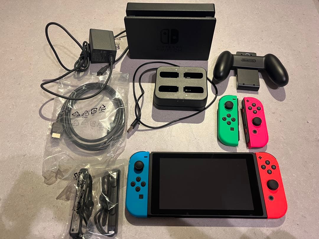 【美品】 Switch本体+Joy-Con2セット＋充電スタンド＋SD512GB