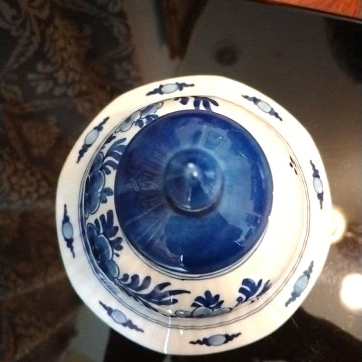 専用になりますヴィンテージ　オランダ　国立デルフト陶器工房製品　蓋付き花器　1点