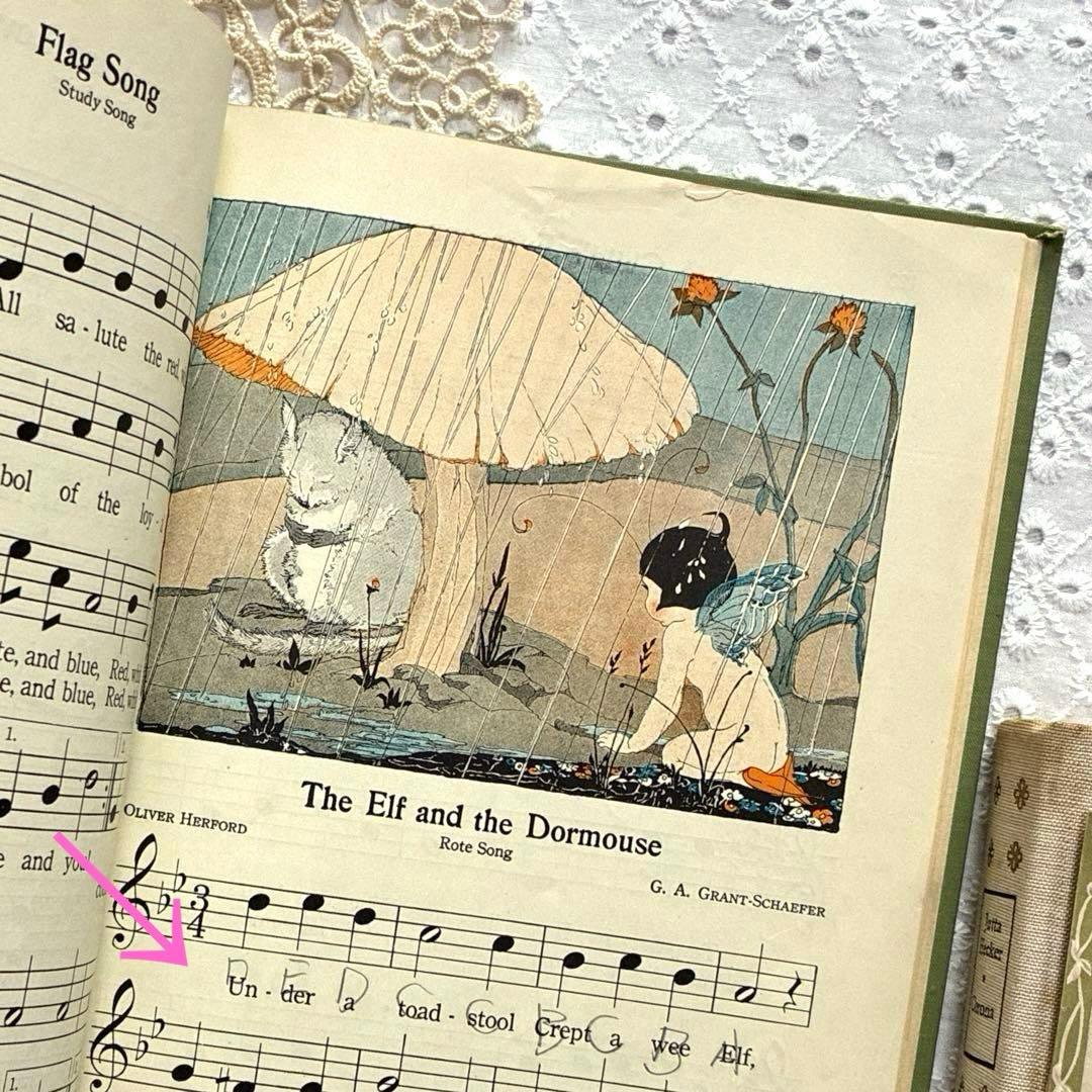 RV75 洋書古書 ヴィンテージ音楽教本 楽譜絵本