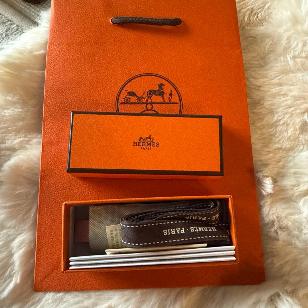 HERMES エルメスへアクセサリーバレッタ カプリス PM