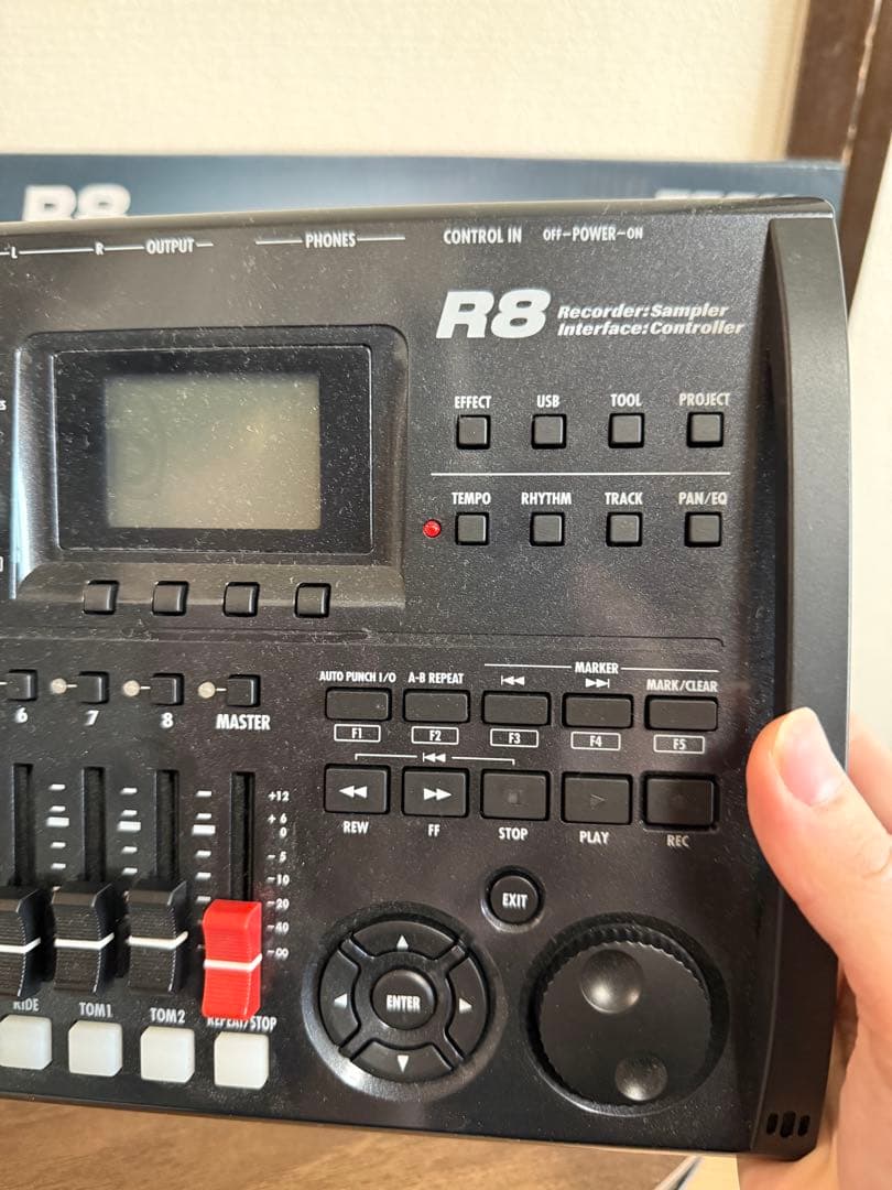 m*u様 動作未確認　ZOOM R8 マルチトラックレコーダー MTR