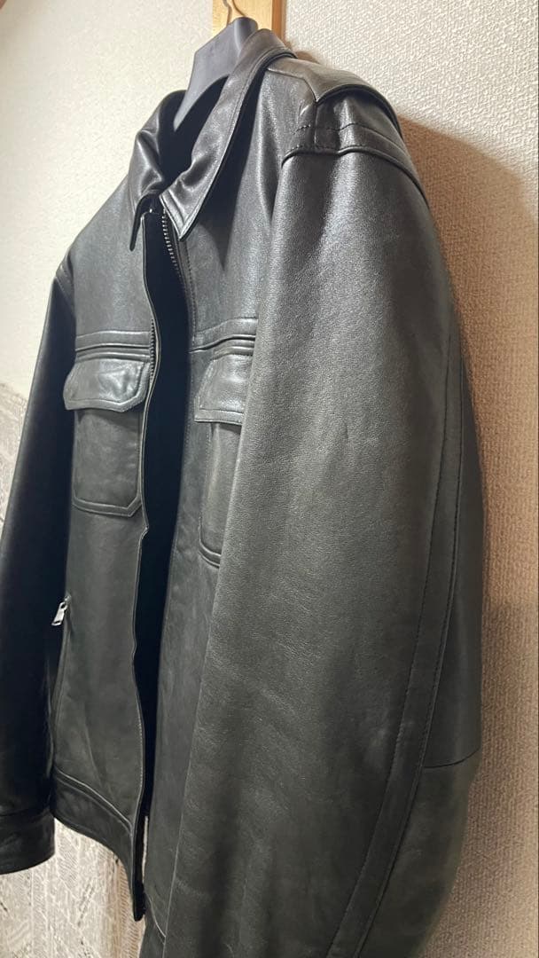 x*v様 BANANA REPUBLIC ラムレザー アクションプリーツ　ダブル