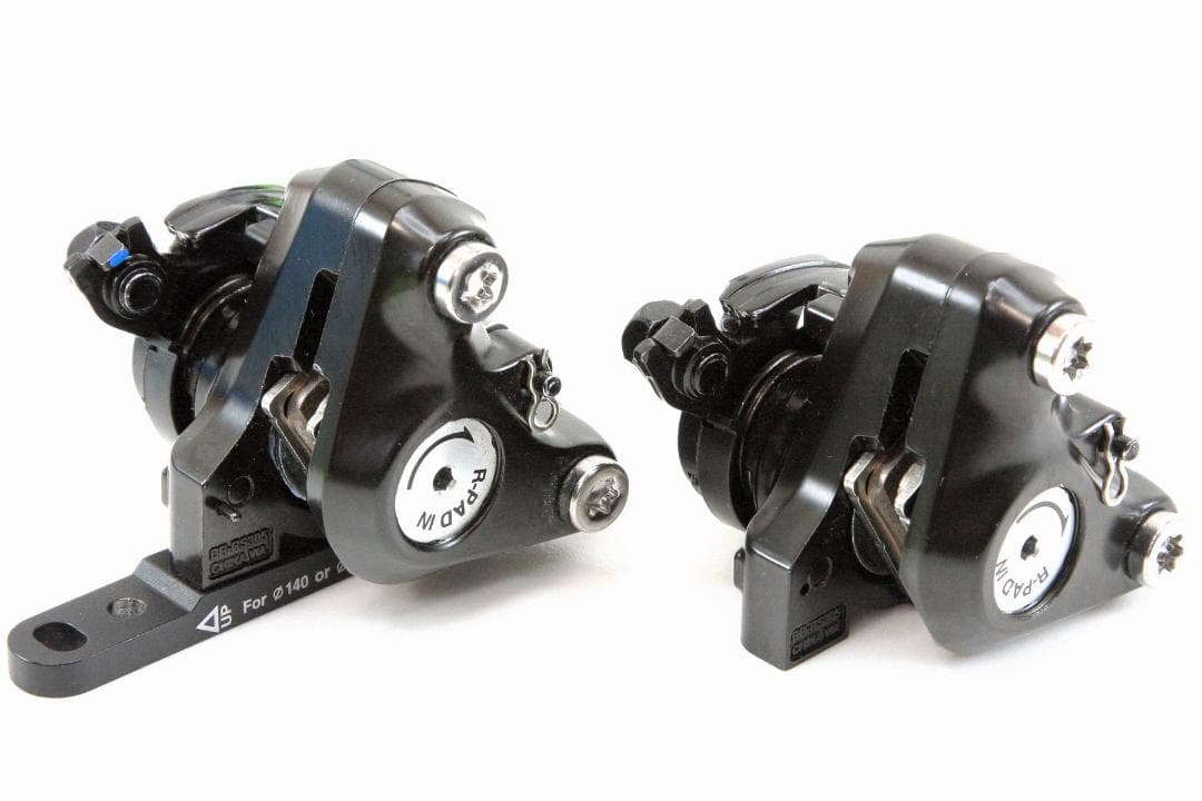 シマノ　フラットマウント　メカニカルディスクブレーキ BR-RS305　前後新品