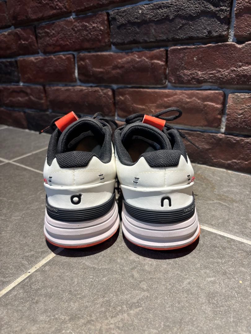 On テニスシューズ ホワイト/オレンジ