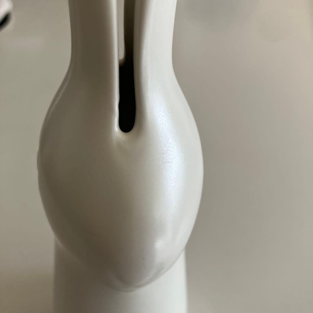 鹿児島睦　うさぎ　 フラワーベース　フラワースタンド　白