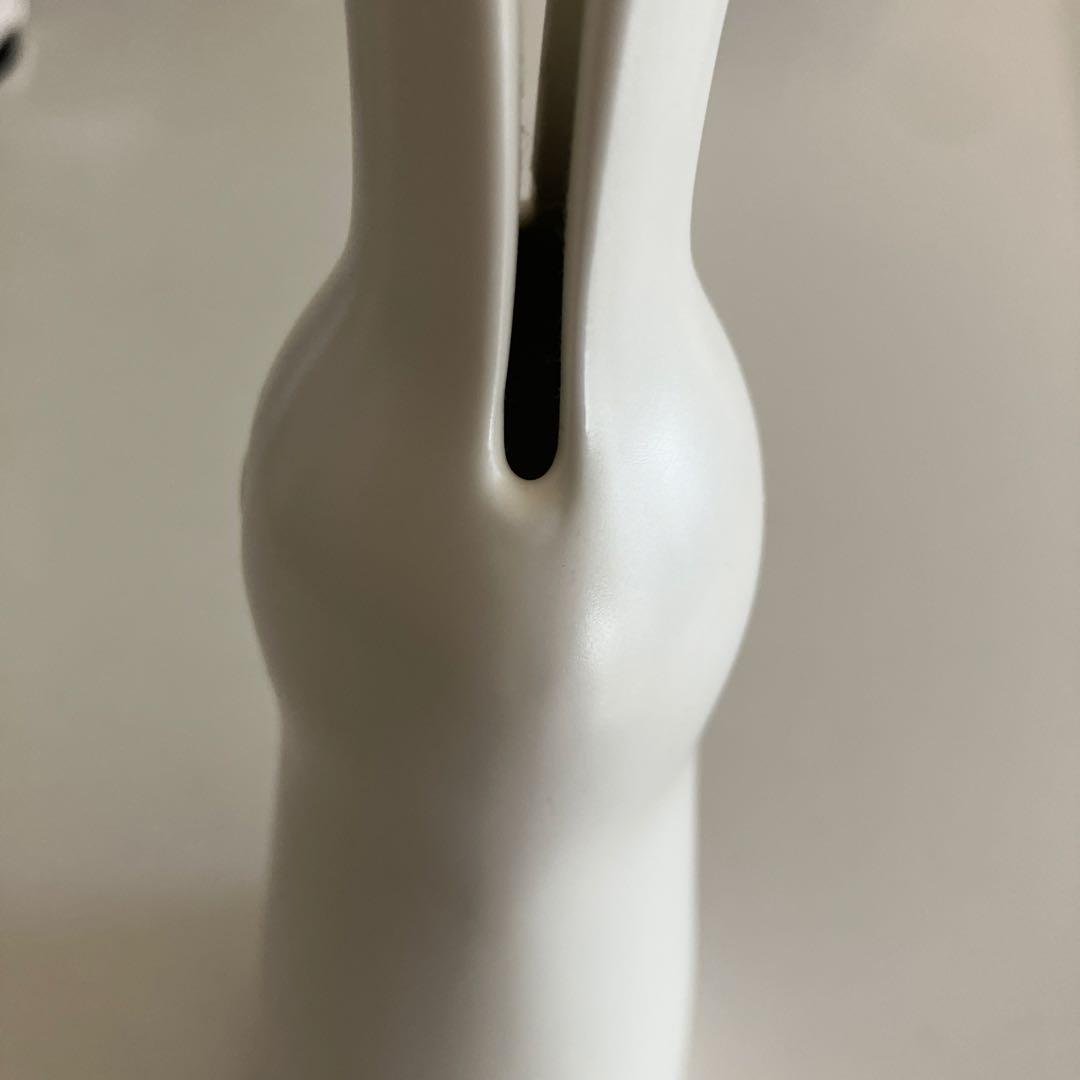 鹿児島睦　うさぎ　 フラワーベース　フラワースタンド　白