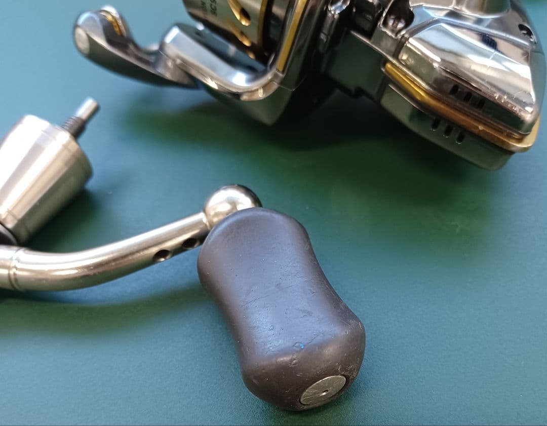 まぁ。 SHIMANO 04STELLA 2000 スピニングリール