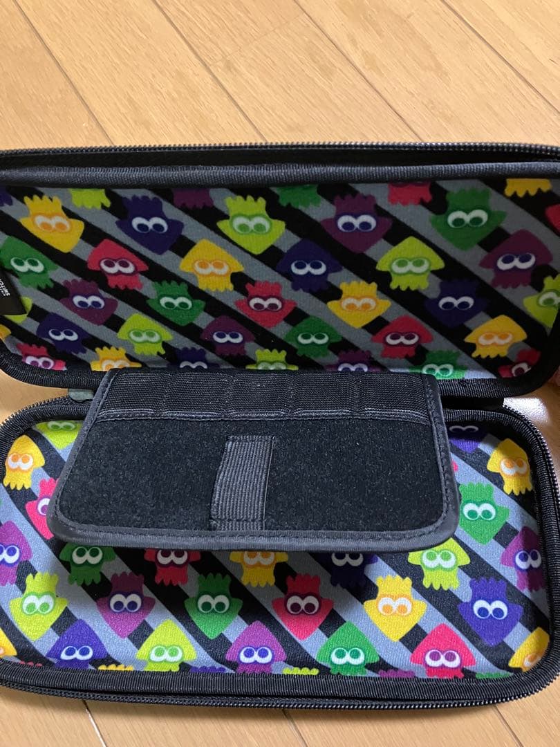 Nintendo Switch マリオカート8デラックス　スプラトゥーン2