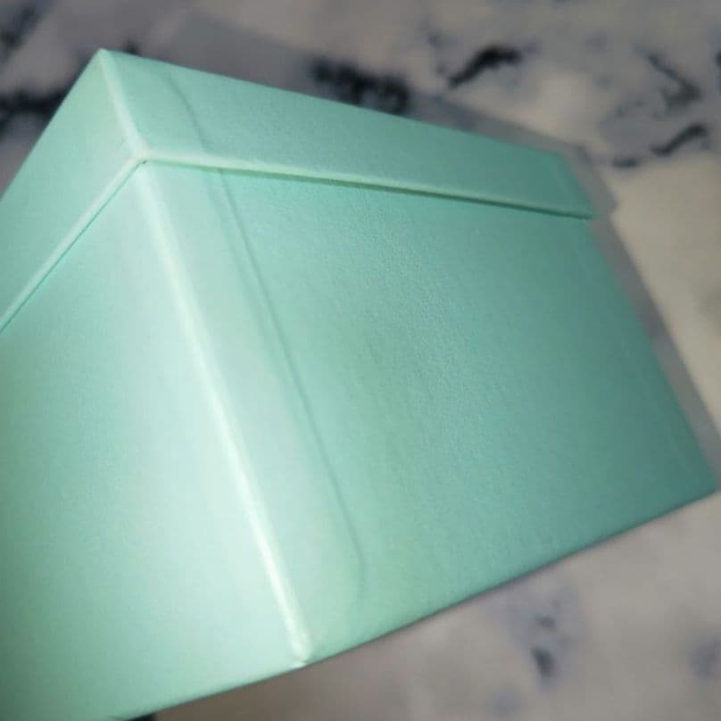 未使用品　ティファニーボンボニエール　TIFFANY小物入れ　陶磁器箱付き　地球