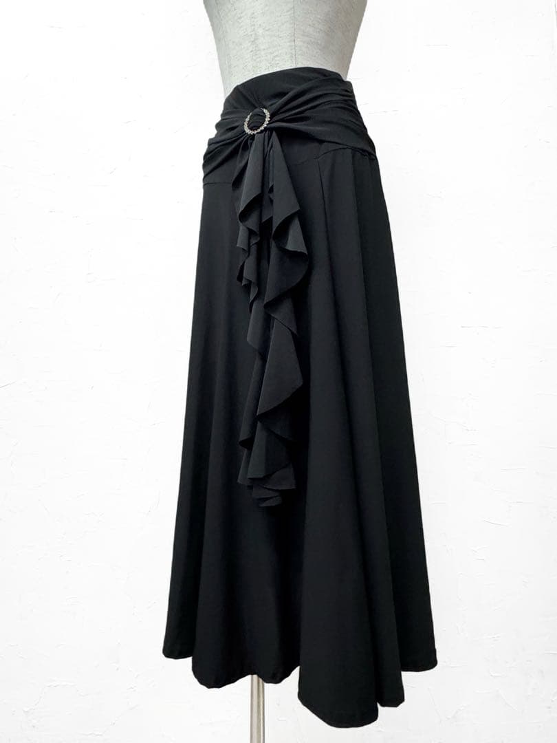 【上品】新品　フリル＆バックル付き　社交ダンス用スタンダードスカートｂ911