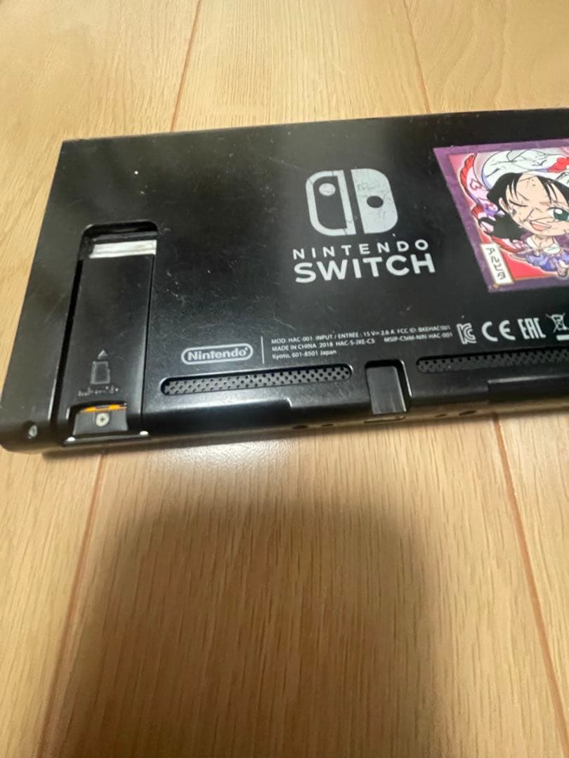 Nintendo Switch本体、 ジョイコン　ジャンク品