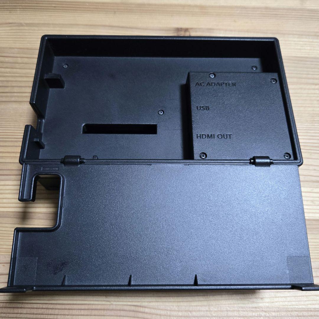 【Nintendo Switch】本体のみ ドック付き