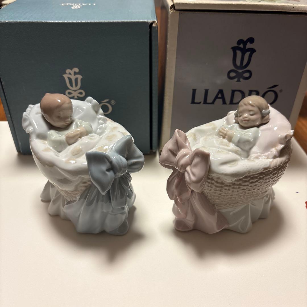 Lladro スイートベイビー　男の子　女の子