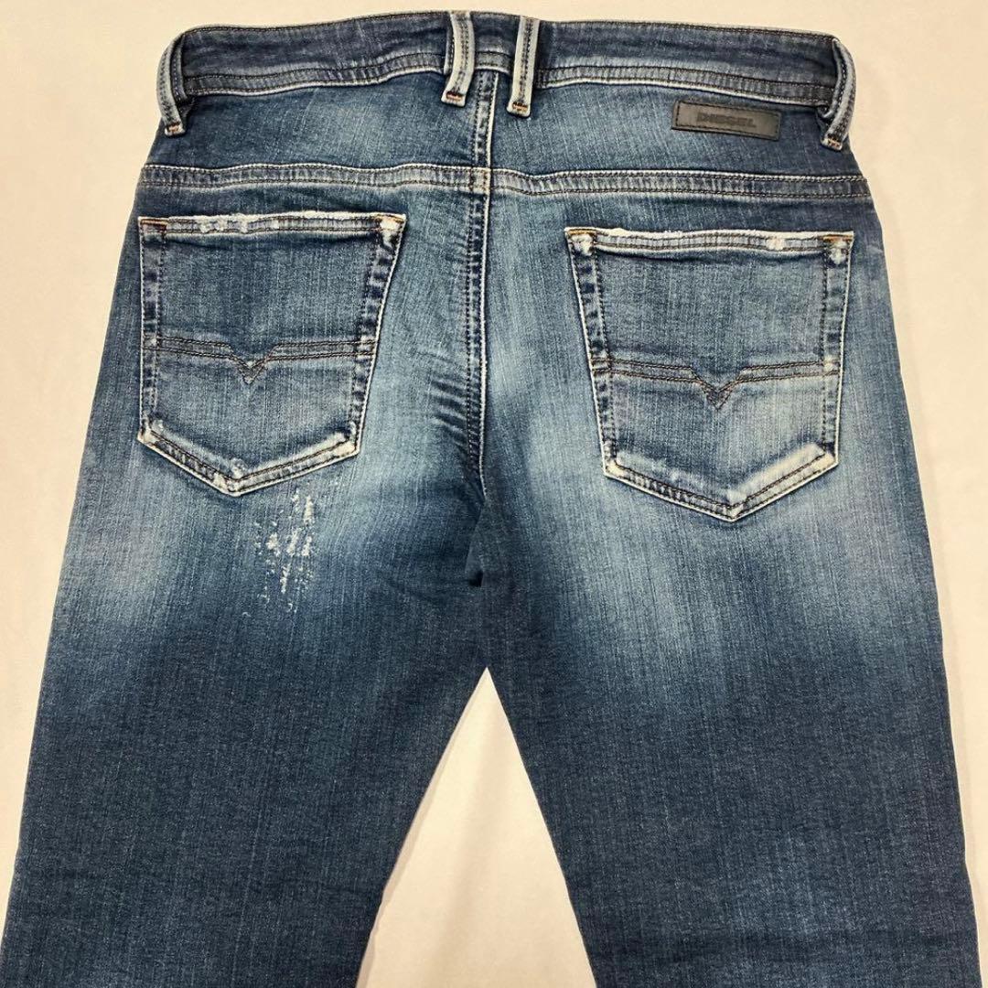 洗練されたデザイン　DIESEL　THOMMER-T SWEAT JEANS