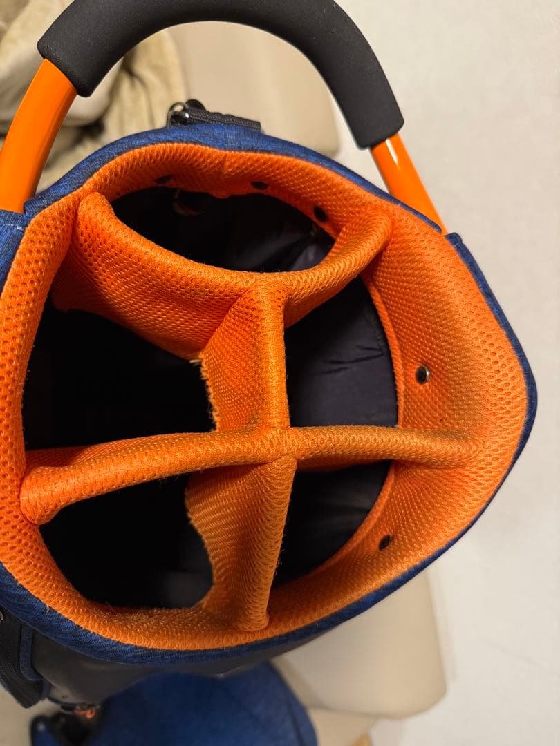 【送料込み】廃盤希少　完売品　プーマ レベルキャディバッグ 軽量型