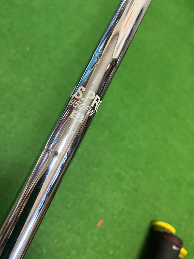 ナイキ VｒS ユーティリティ