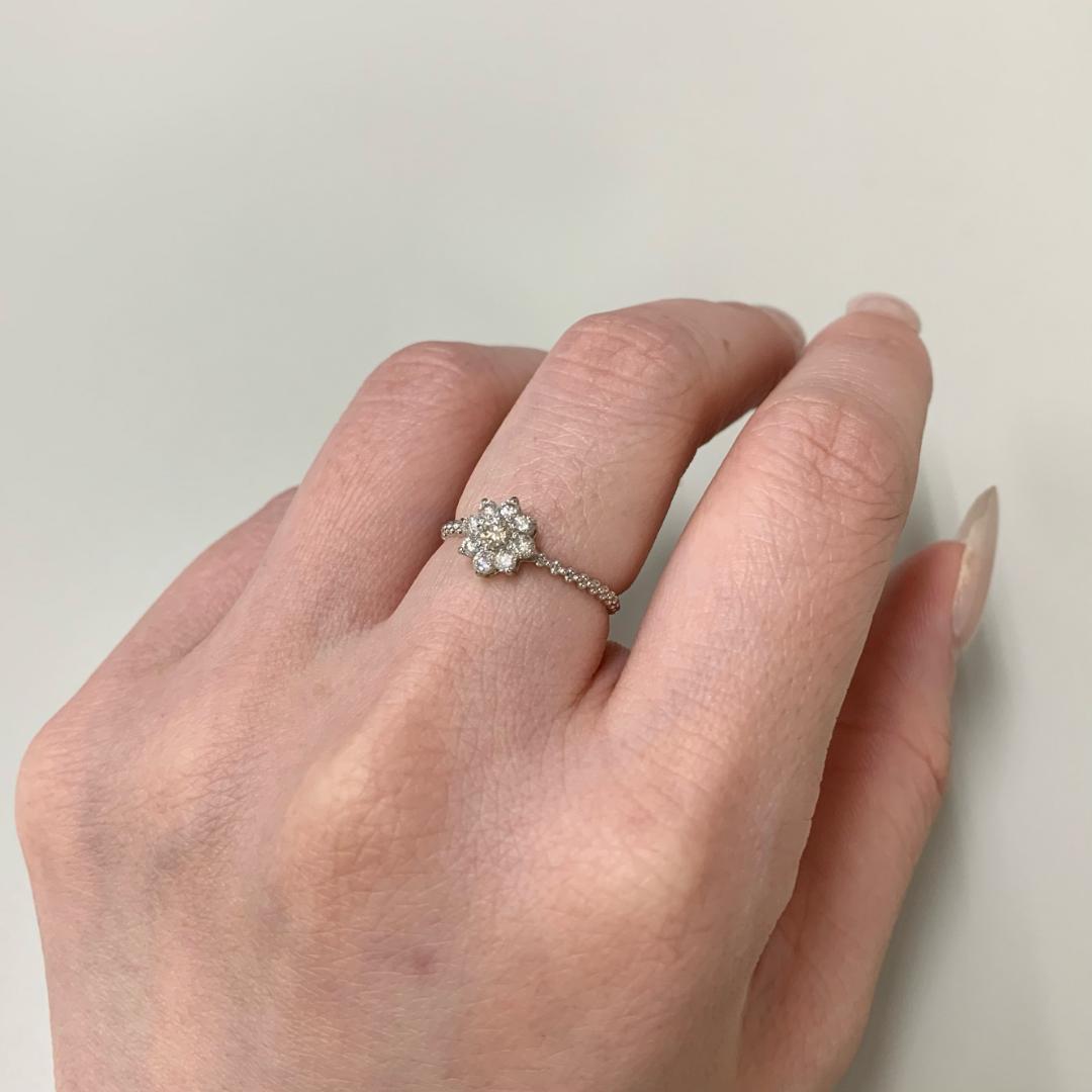 新品 H&C ダイヤモンド リング 0.09ct/0.24ct プラチナ