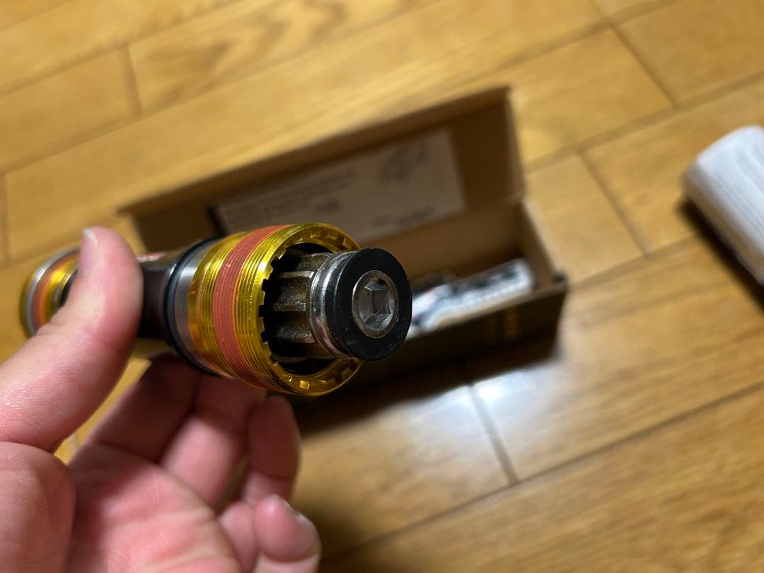 RACEFACE BB isis 新品未使用