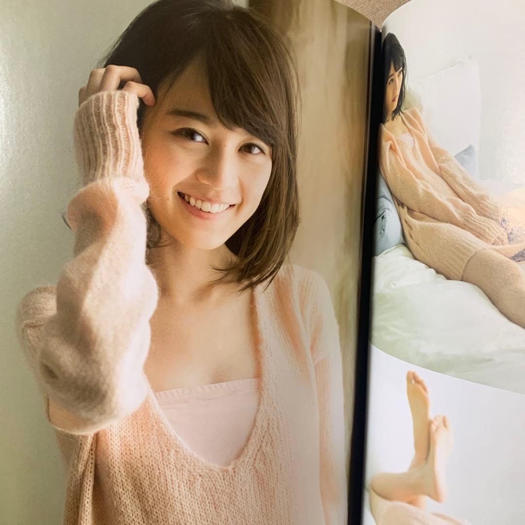 【直筆サイン入り】生田絵梨花1st写真集「転調」