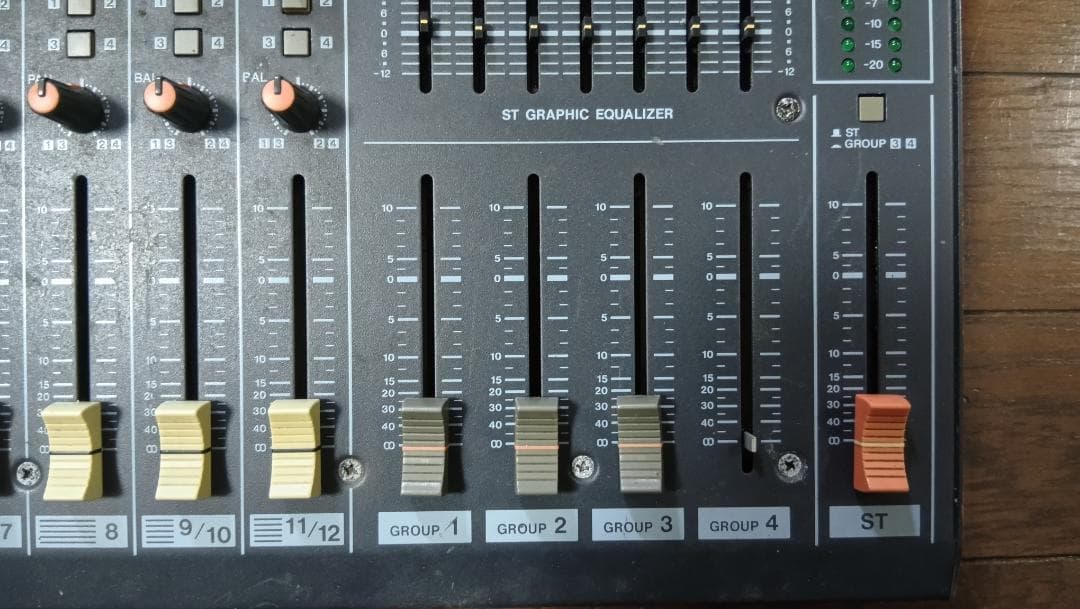 YAMAHA アナログミキサー　MX12/4 中古品