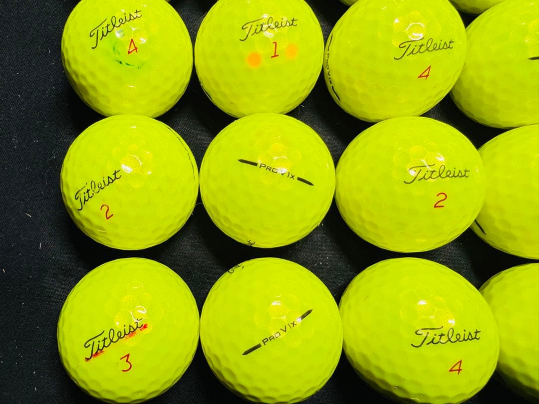 最新 タイトリスト PRO V1X 2025年モデル 30個　　イエロー
