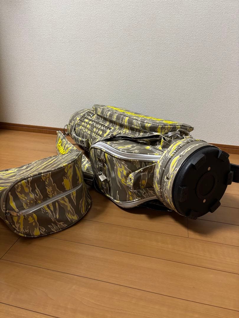 RUSSELUNO ラッセルノ STUDS キャディバッグ スタッズ　迷彩柄美品