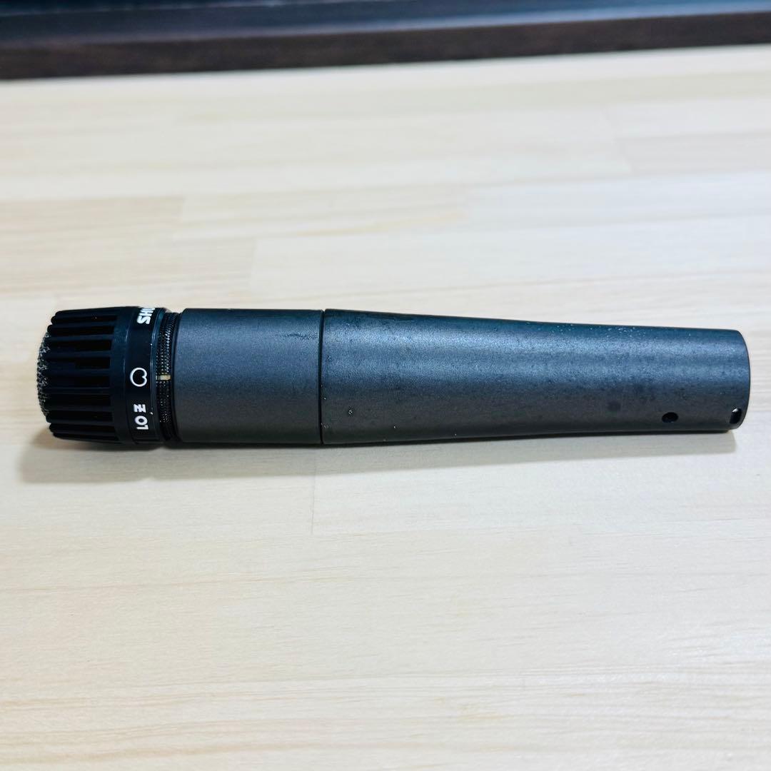 並品　SHURE SM57 ダイナミックマイク　楽器用マイク