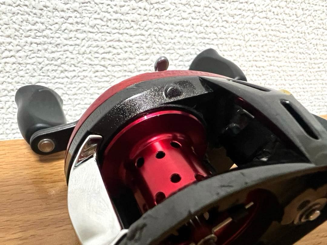 ダイワ　エアドレッドチューン100L 左巻き