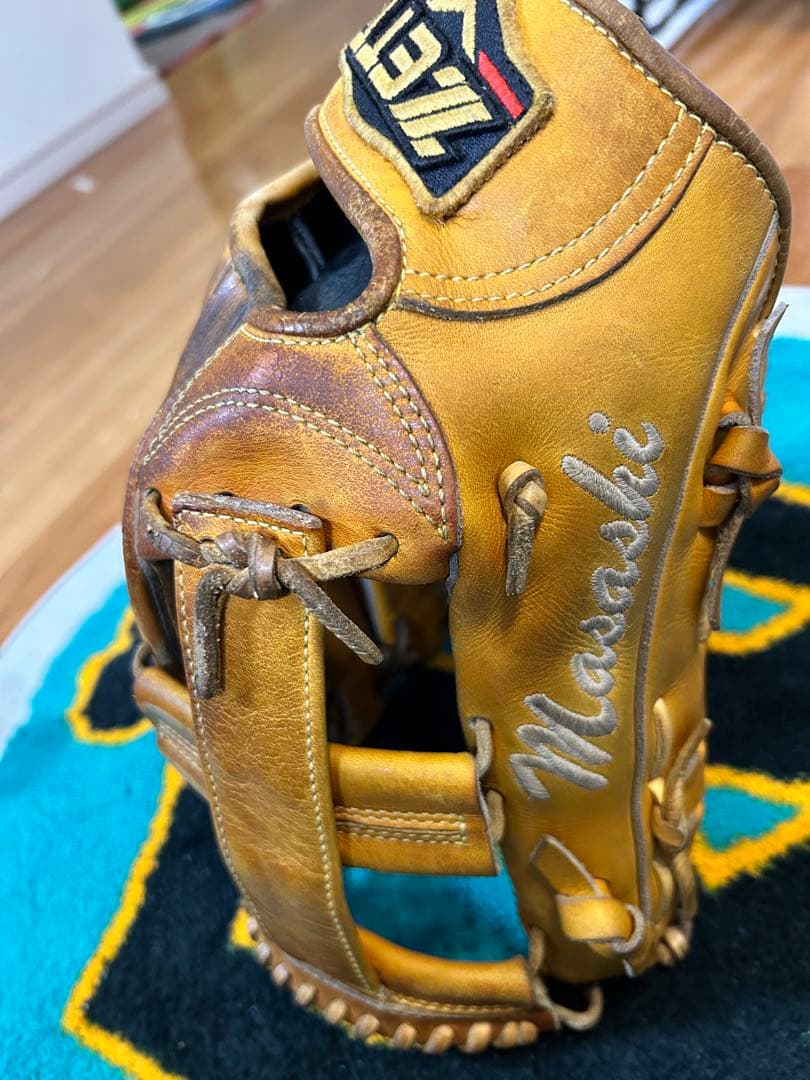 ZETTプロステイタス硬式用オーダー、左用　外野手、オールラウンド 硬式グローブ