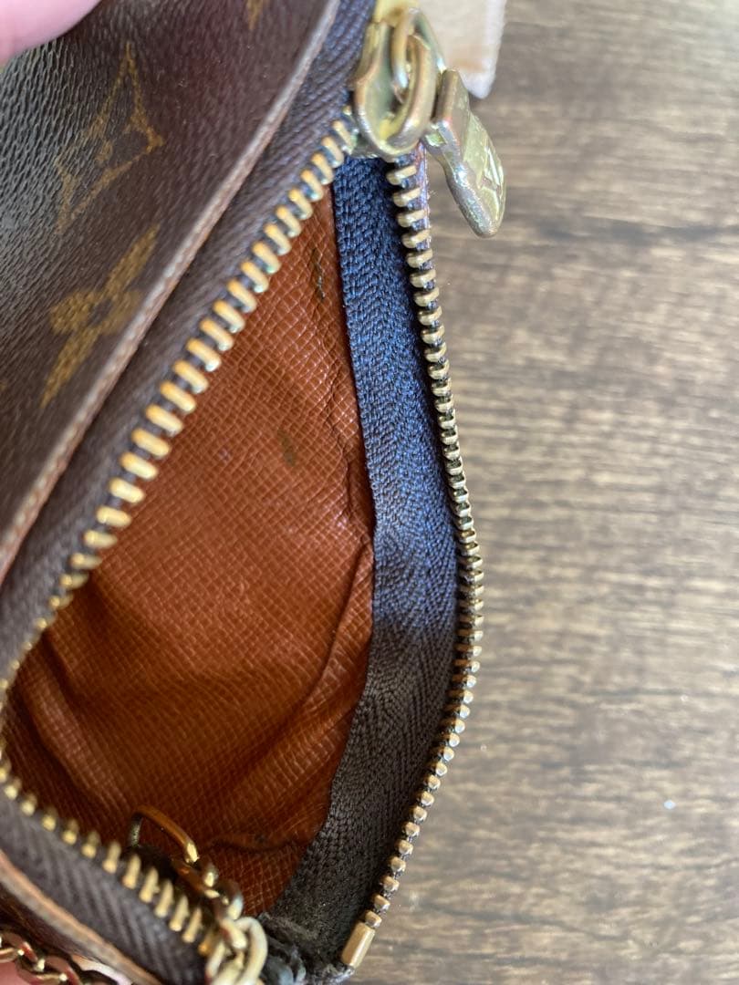 ルイヴィトン　ポシェットクレ　キーケース　ケース　チェーン　ポーチ付き