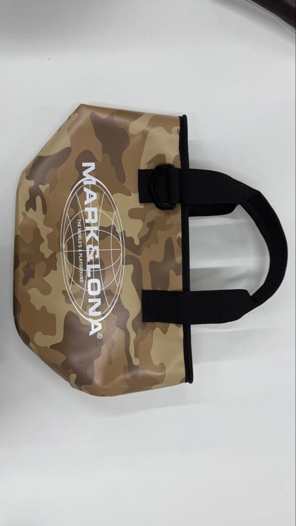 MARK&LONA カモフラージュ カートバッグ