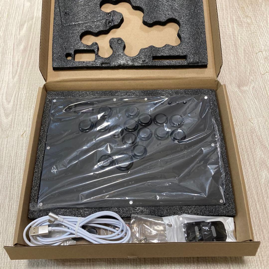 レバーレスコントローラー　Guilekeys GK-16-Black アケコン