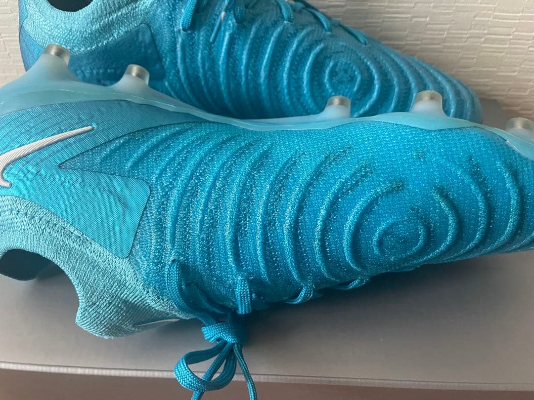 NIKE ファントムGX2 エリートAG