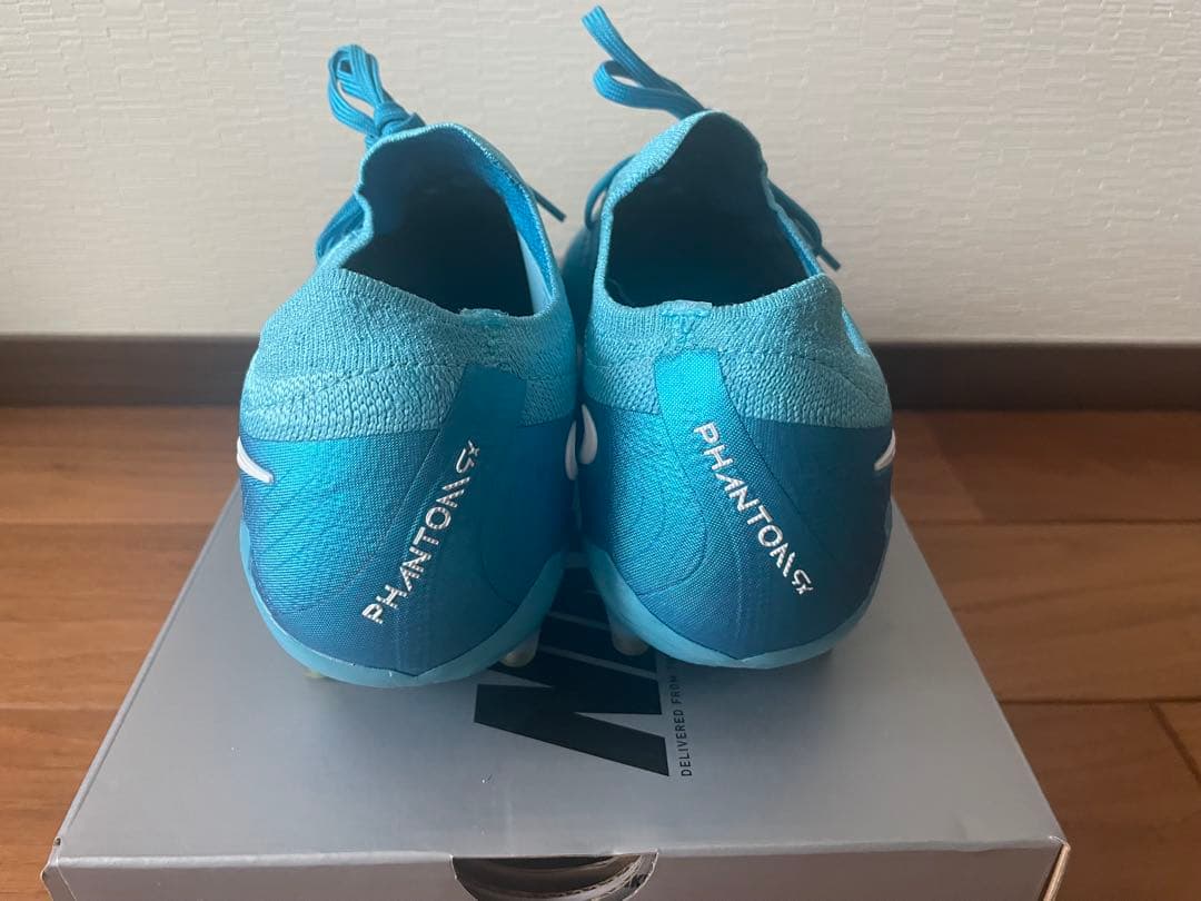 NIKE ファントムGX2 エリートAG