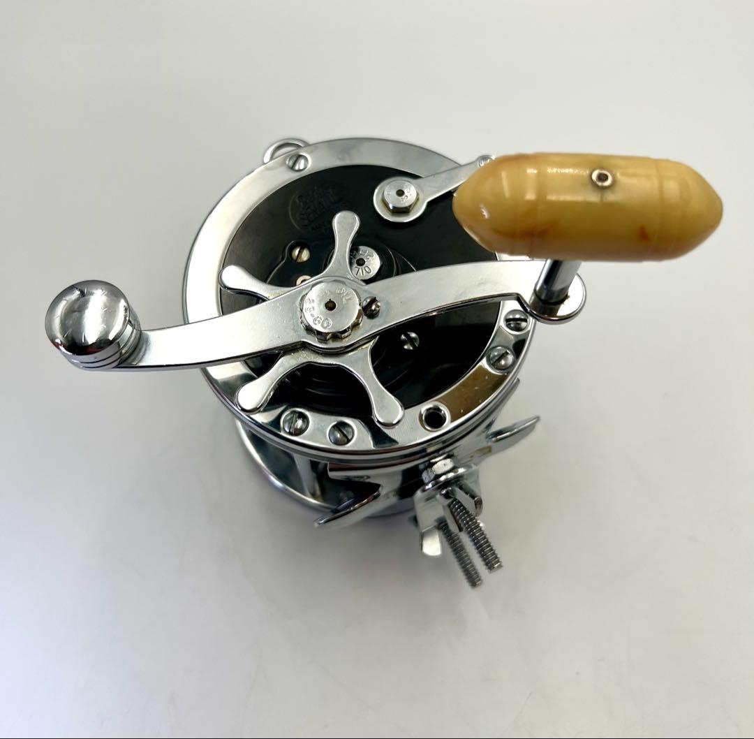 ペン PENN SENATOR 113 4/0 中型両軸リール