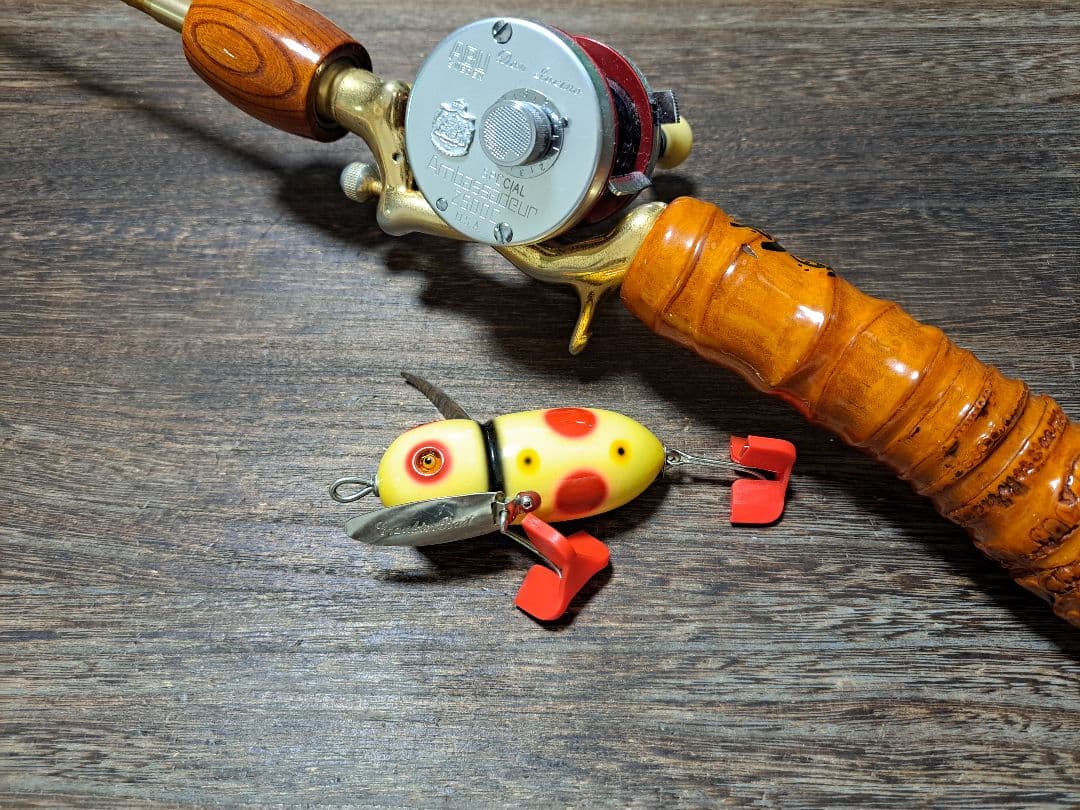 道楽　DOWLUCK　ドウラク　アブラゼミ　パロット