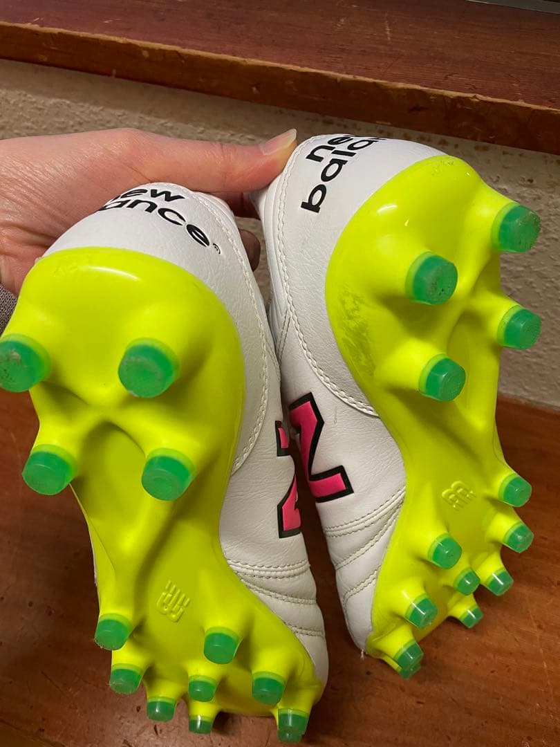 ⭐︎美品⭐︎New Balance 442V2 PROサッカースパイクホワイトピンク