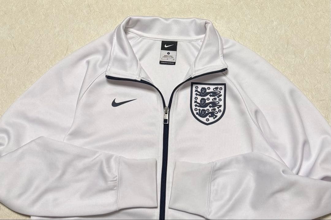 NIKE イングランド代表　トラックジャケット　ジャケット