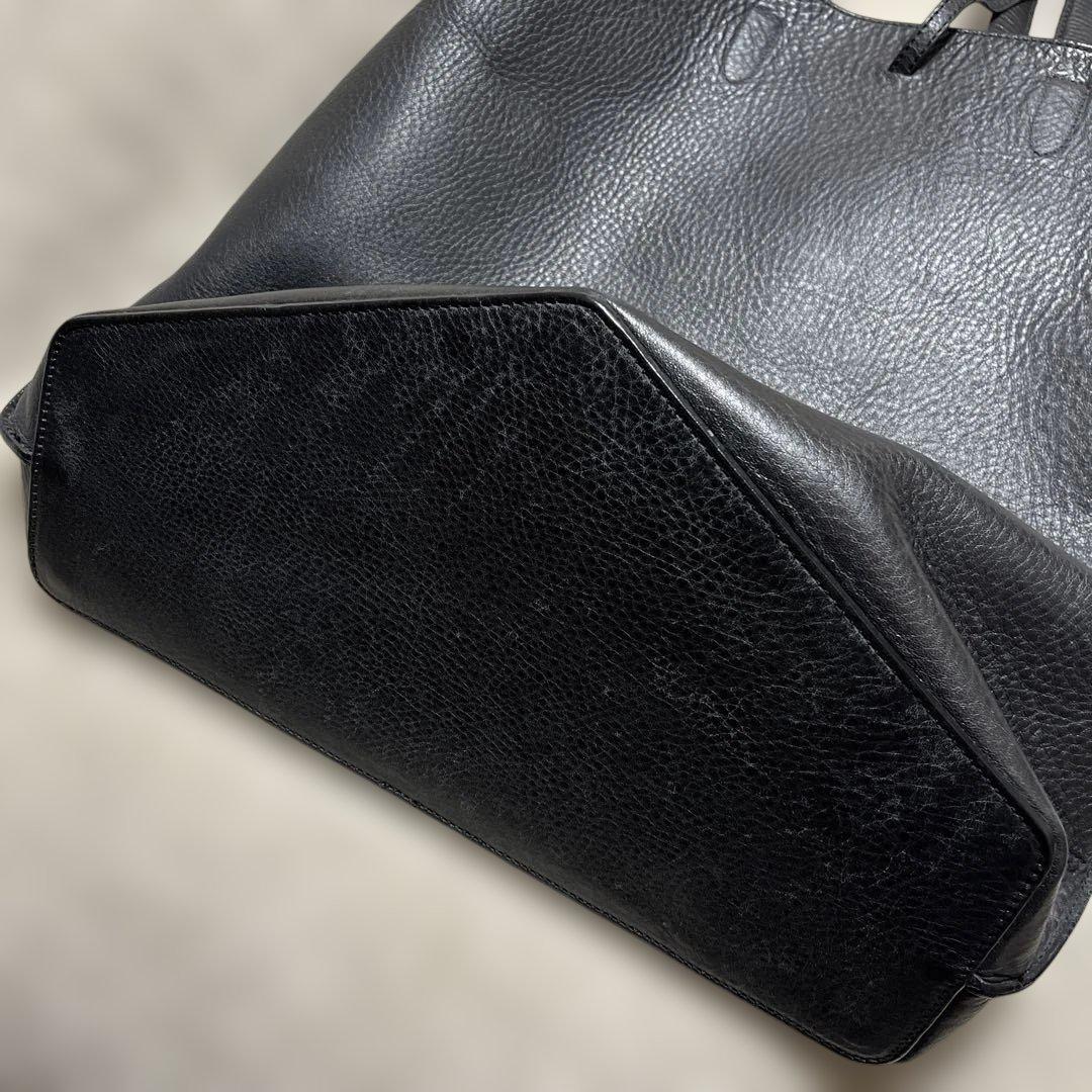 メゾンマルタンマルジェラ　レザー　トートバッグ　ブラック　黒