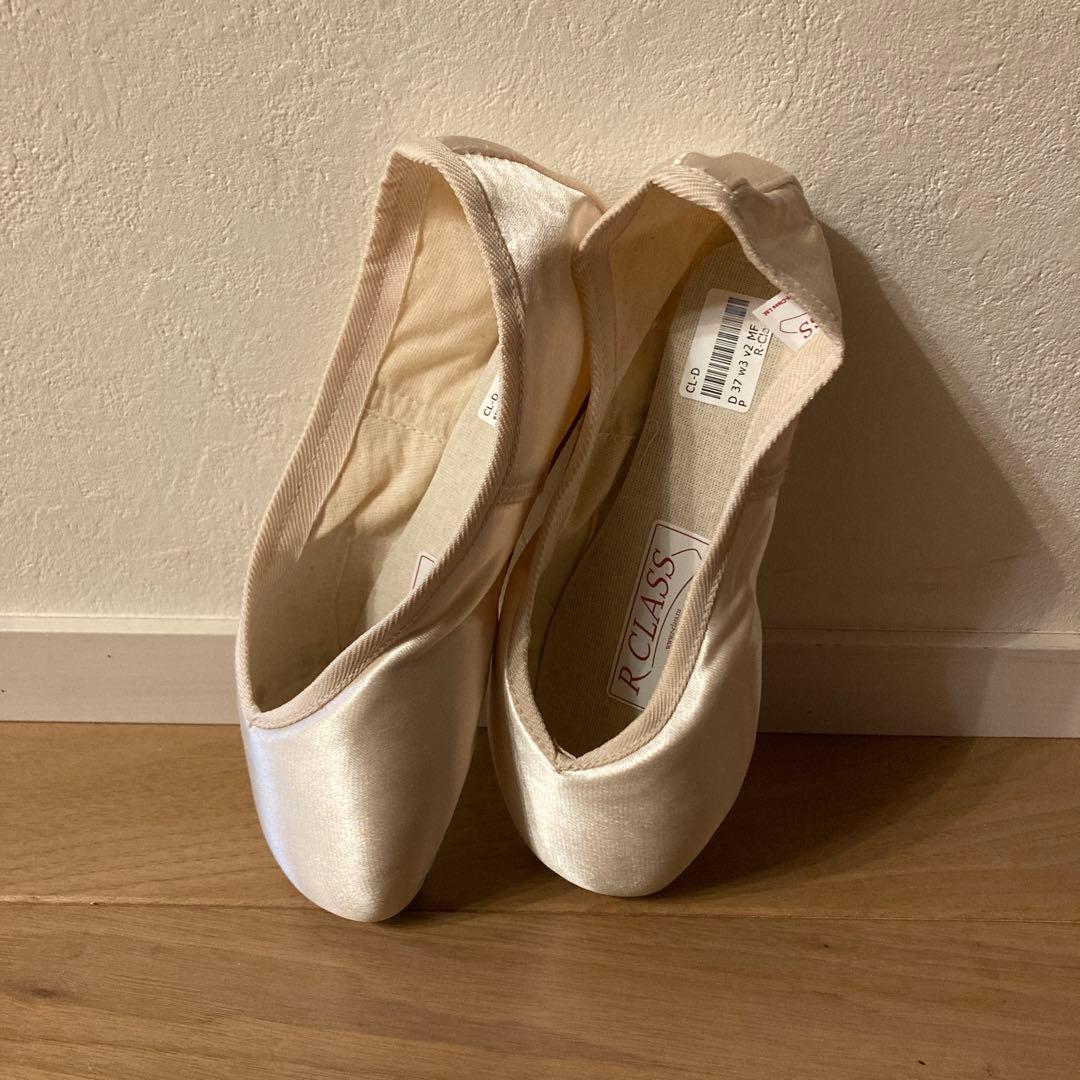 【R-CLASS アールクラス】 ドルチェ トゥシューズ 新品未使用