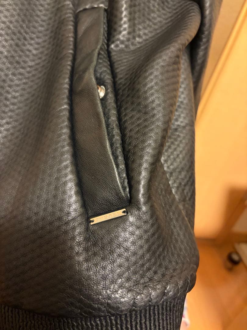 モカ ディーゼルラムレザーパーカー　サイズS ディンプル柄