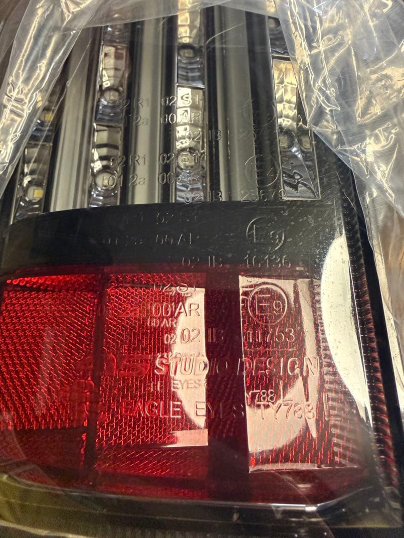 Eagle Eyes TY788 ハイエース 200系 LEDテールランプ 左右