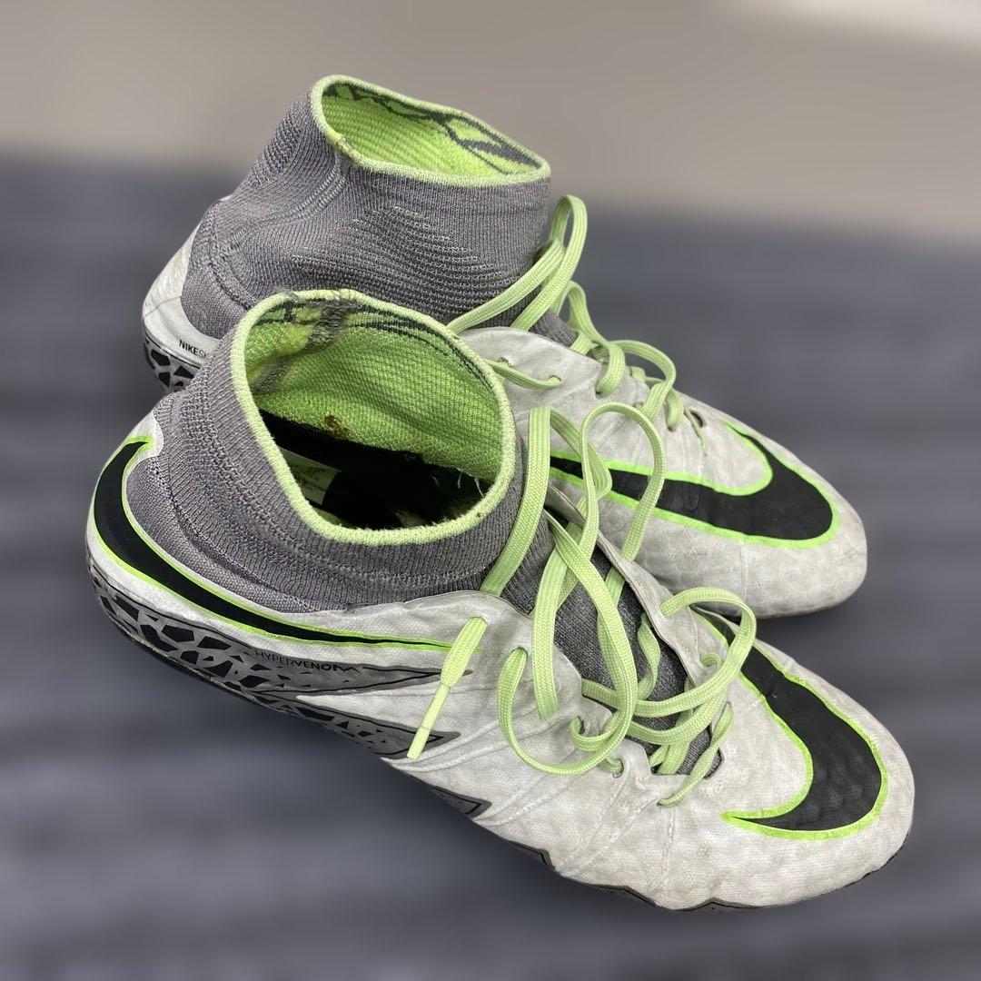 ナイキ　ハイパーヴェノム ファントムAGプロ プラチナゴーストグリーン
