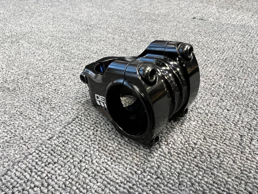 DEITY ディエディー 35mmクランプ　35mm長さ　ステム 中古美品