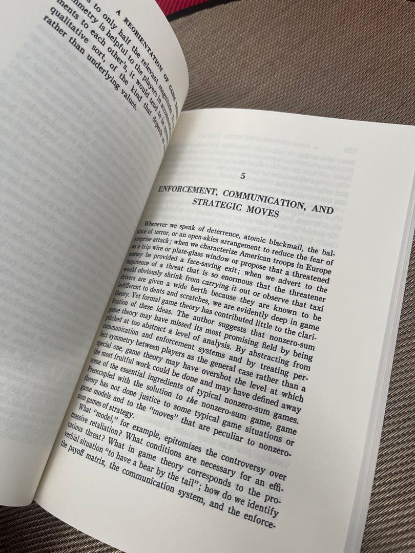 洋書 The Strategy of Conflict